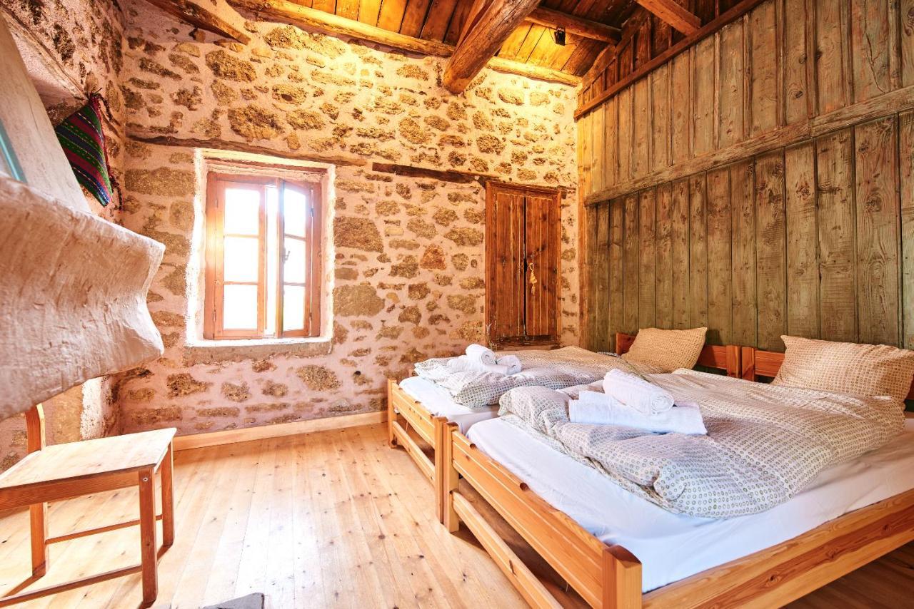 Elisson Hostel Krionérion 외부 사진